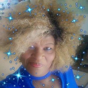 Meet your Posher, Annie